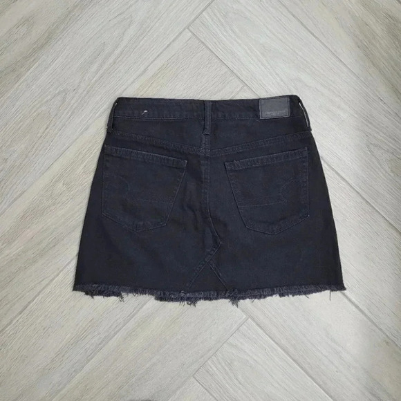American Eagle Outfitters Raw Hem Skirt - Picture 4 of 13